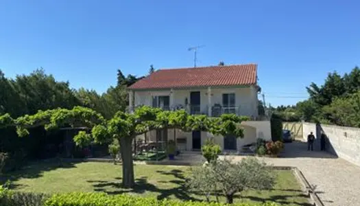 Villa 9 pièces 166 m² 