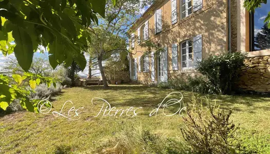 Dans Village, demeure de charme du Xviii° Siècle- Vue Panoramique - - Caractère- Jardin- G 