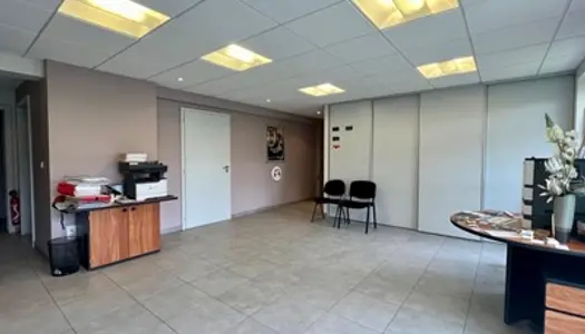 Bureaux 98 m² 