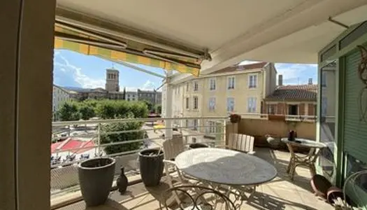 Appartement 4 pièces 133 m² 