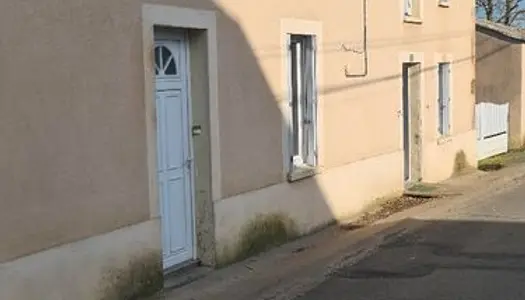 Maison f4 avec cour garage libre