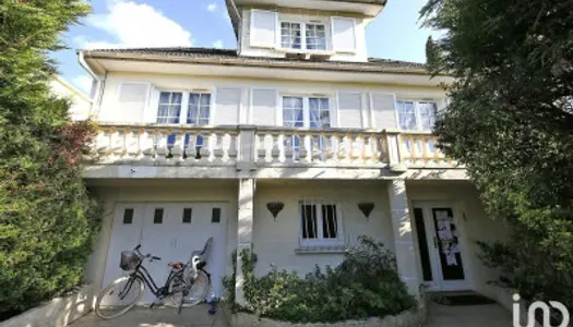 Maison 8 pièces 220 m² 