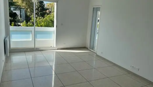 T3 f3 hyeres 70m2 + garage 40m2