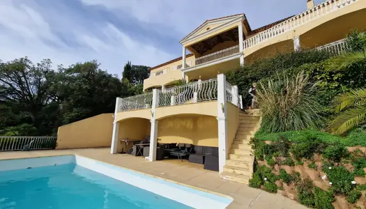 Propriété Vue Mer sur les Issambres - Villa 4 appartements Issambres 