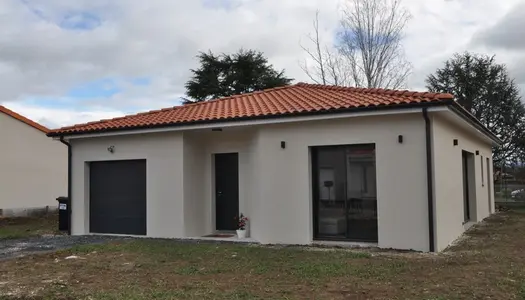 PERRIER (63), maison P5 plus garage sur terrain de 442,00 m² - Plain pied