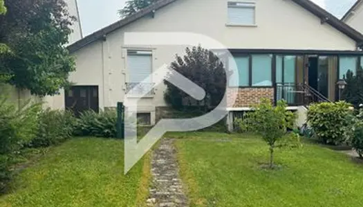 Propriété 6 pièces 150 m² 