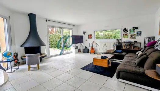 Maison 6 pièces 148 m²