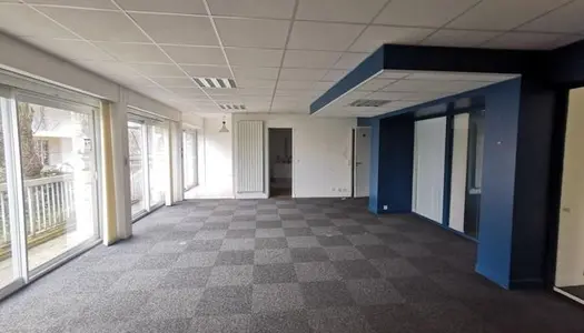Bureaux 102 m² 