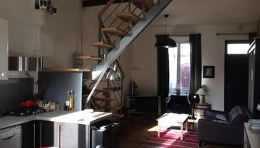 Charmante Maison de Ville Meublée à Louer - 75m² 