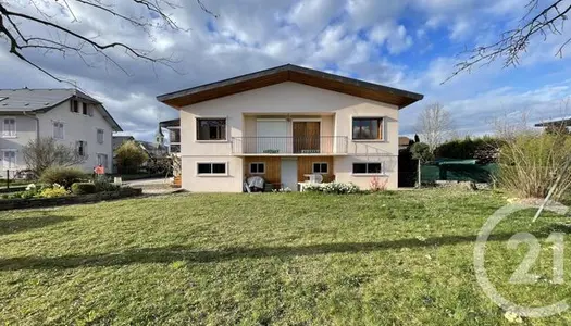 Maison 7 pièces 140 m²