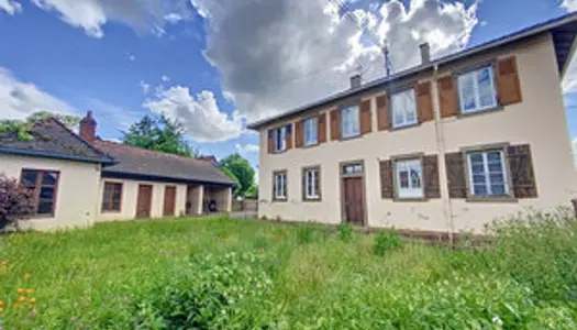 Ancienne Ecole de village avec un appartement de 100m2 environ s 