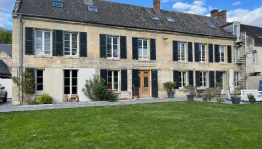 Maison 12 pièces 320 m² 