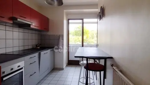 Dpt Loire (42), à vendre SAINT JUST SAINT RAMBERT appartement T4 de 75,73 m² 
