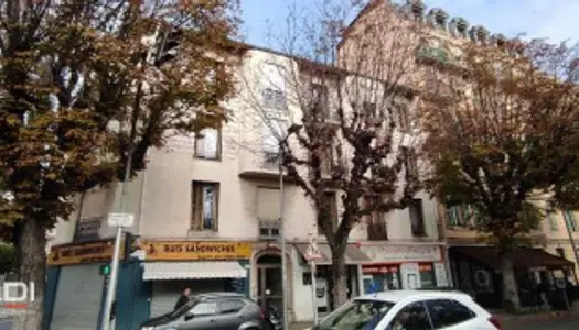 Local commercial 126 m² 