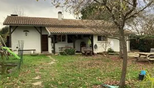 Maison située sur un secteur résidentiel centre de Saint Loubès