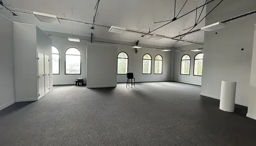 Bureaux 460 m² 