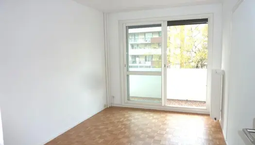 Location Appartement 76 m² à Eybens 968 € CC /mois