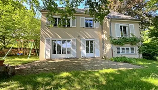 Maison 6 pièces 162 m² 