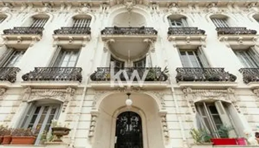 VENTE d'un spacieux appartement (149 m²) à NICE 