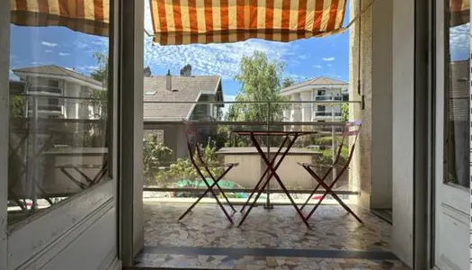 Appartement 1 pièce 54 m² 