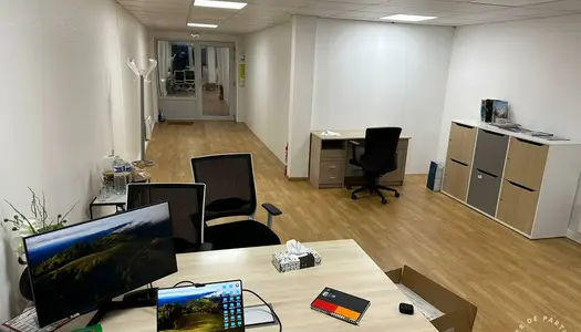 Bureaux/Locaux professionnels 60 m² 