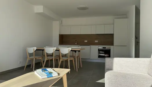 AURIBEAU SUR SIAGNE APPARTEMENT 3P 63.5 M2 AVEC PARKING ET TERRASSE