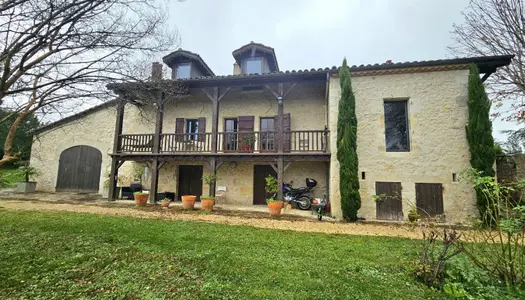 Maison 6 pièces 262 m²