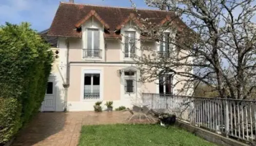 Maison 8 pièces 130 m²