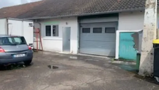 Local commercial 150 m² 