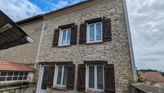 Ensemble immobilier à Oinville-sur-Montcient 