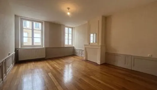 Appartement 3 pièces 77 m² 