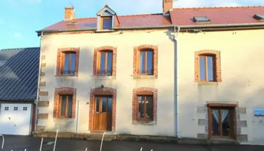 Propriété 10 pièces 220 m²