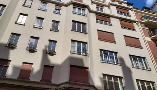 Vends 2-3 pièces 81m² - Bureau ou habitation - Legendre/Marché Levis - Paris 17↘️ 