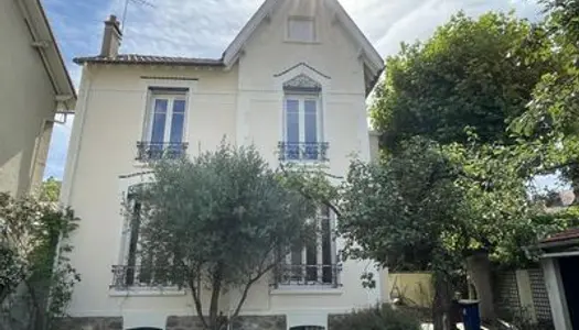 Loue maison - 133.05m² - 6 pièces, 4 chambres - Colombes 92700 