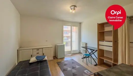 Studio 1 pièce 18 m² 