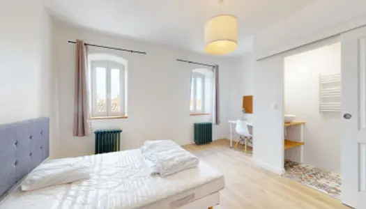 Maison 8 pièces 220 m²