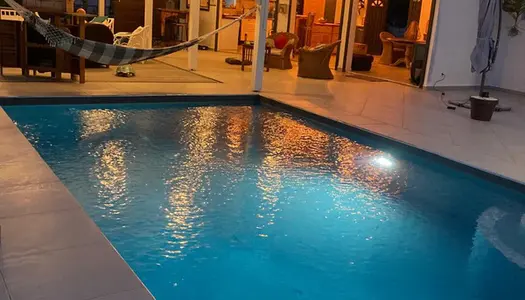 Dpt Guadeloupe (971), à vendre LAMENTIN maison contemporaine avec piscine P4 de 128 m² - Terrain 