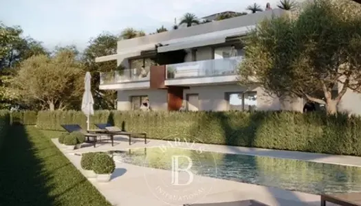 BIOT - Villa contemporaine en duplex - piscine 