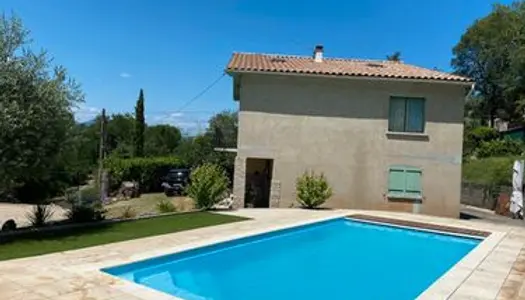 Maison 9 pièces 142 m²