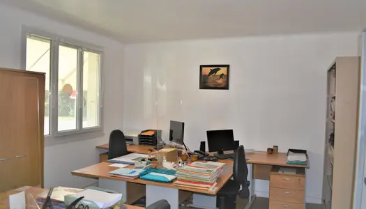 Location Bureau 50 m² à Nantes 1 200 € CC /mois