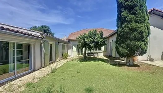 LES ANGLES - Maison 150 m2 avec terrasse et jardin 