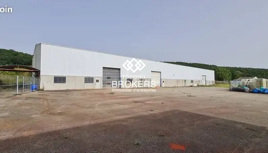 Local commercial 1500 m²