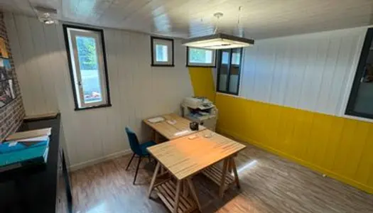 Bureau privé dans un espace commun à Rivedoux sur l'île de Ré 