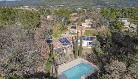 Villa 12 pièces 253 m²