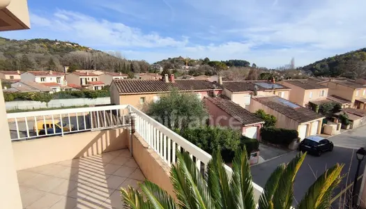 Appartement à vendre 4 pièces AURIBEAU SUR SIAGNE (06), dernier étage, terrasse, parking, cave 