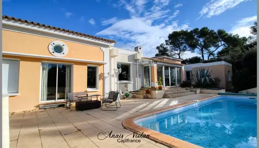 Villa 6 pièces 220 m²