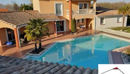 Villa 6 pièces 194 m²