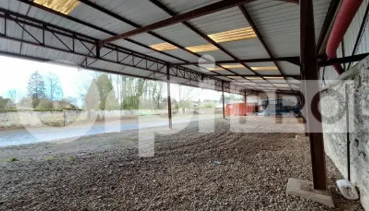 Local commercial 840 m² 