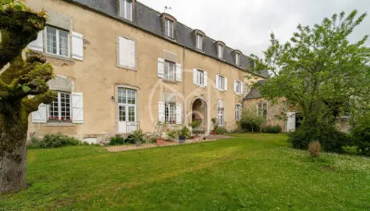 Maison 10 pièces 331 m² 