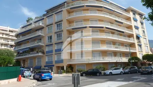 Vente Appartement 67 m² à Menton 305 000 €